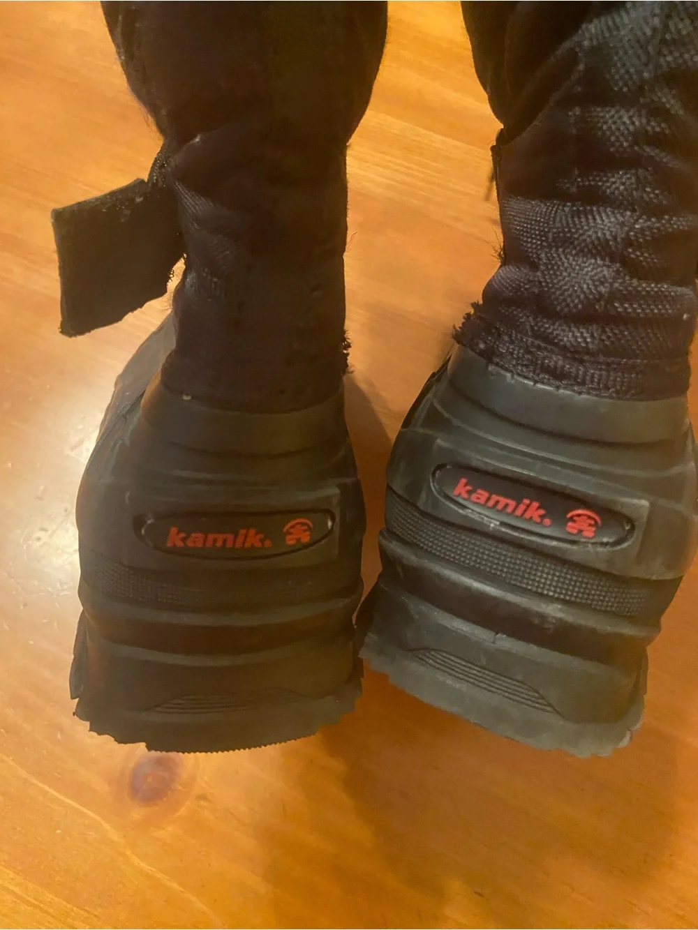 KAMIK Women's Medium Snow Boots size 8 black